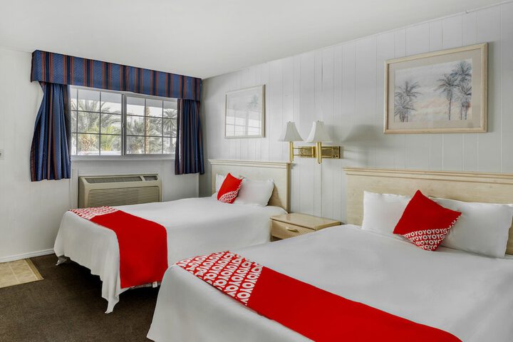 Room 17 of 19