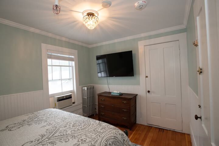 Room 59 of 153