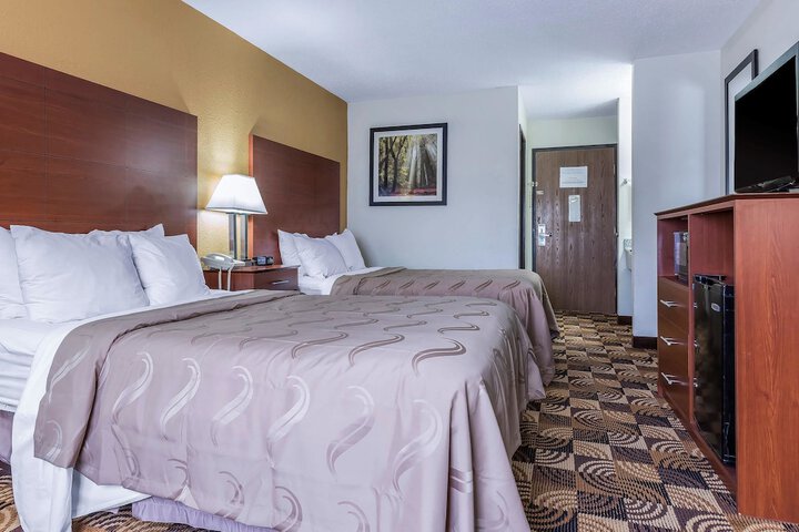 Room 20 of 29