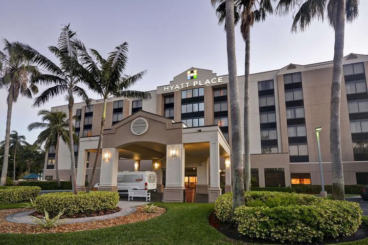 Hotel 3 of 34