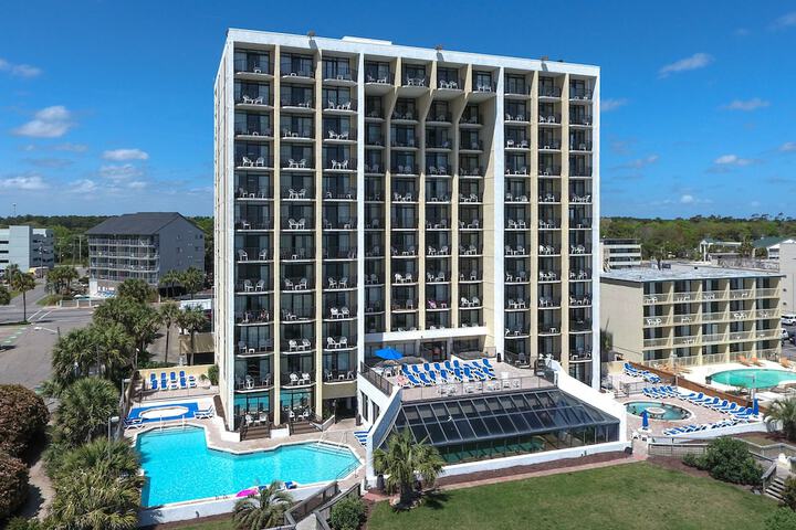 Hotel 3 of 106