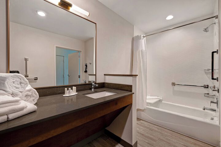 Room 43 of 54