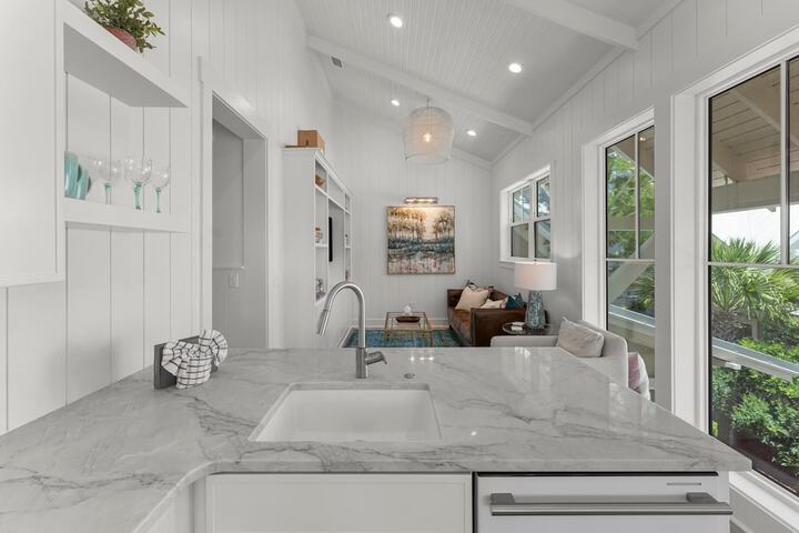 Prominence on 30A by Panhandle Getaways