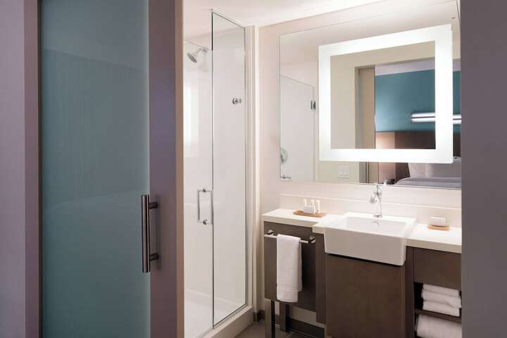 Room 14 of 35