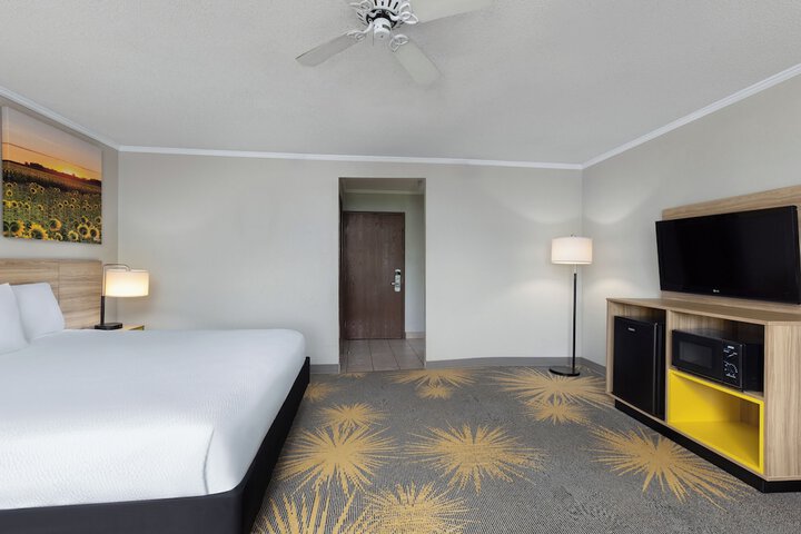 Room 29 of 66