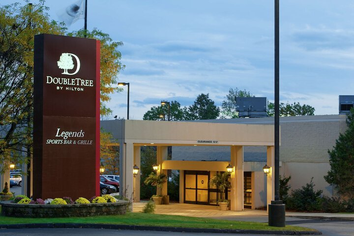 Hotel 2 of 57