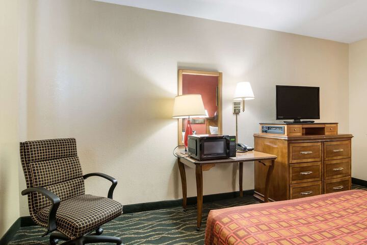 Room 14 of 47