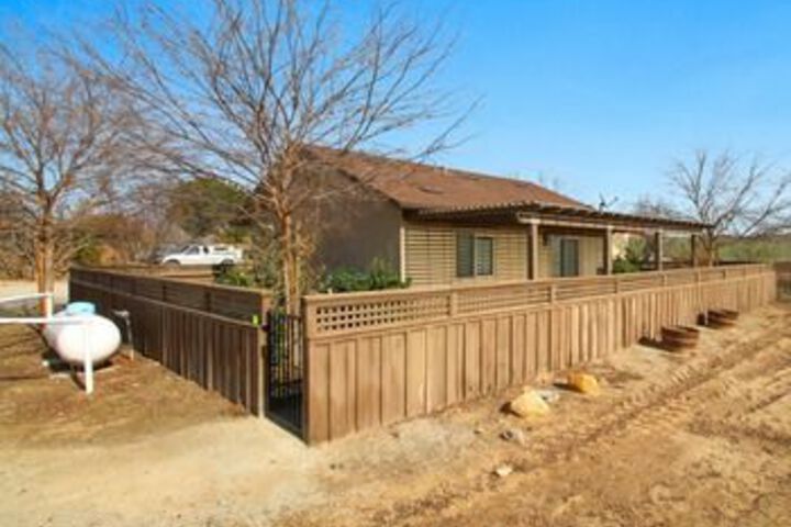 Bungalow at J and J Cellars 1 Br Home by RedAwning