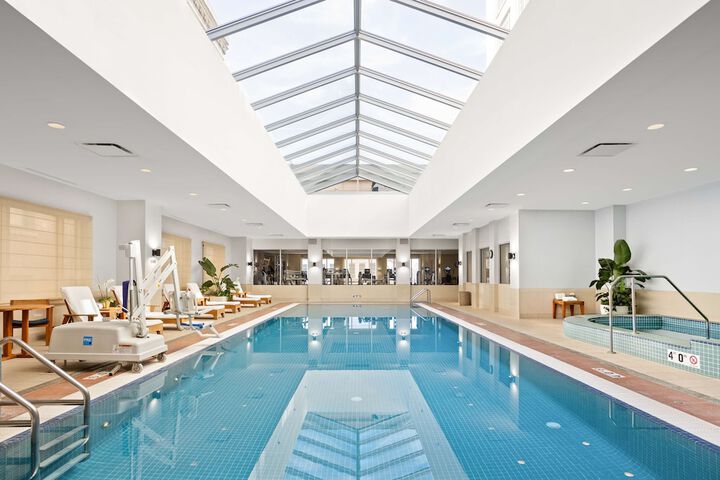 Pool 20 of 175