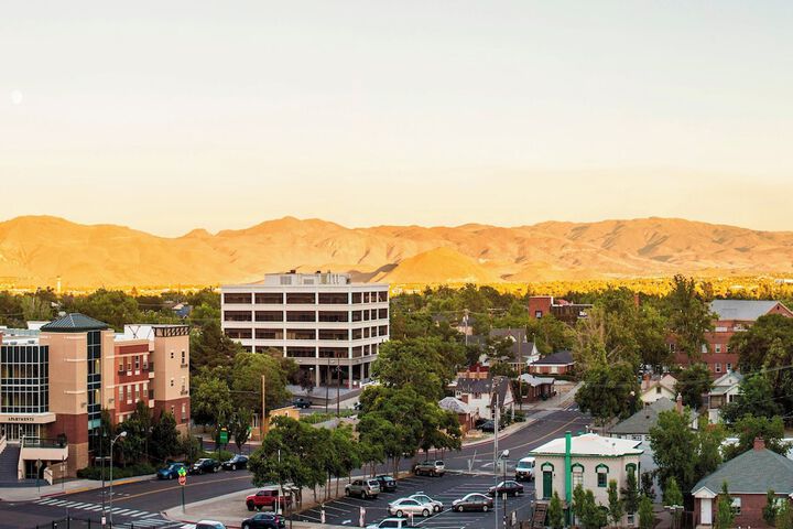 Renaissance Reno Downtown Hotel & Spa
