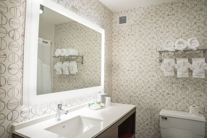 Holiday Inn Asheville Biltmore by IHG