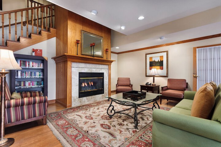 Country Inn & Suites by Radisson Marion, OH