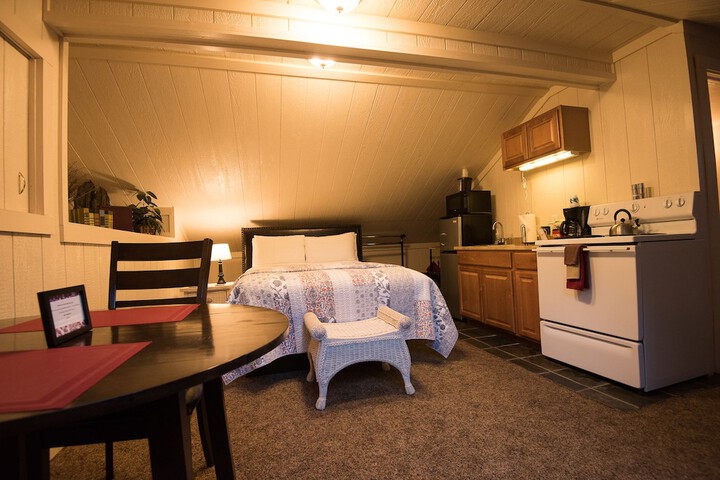 Room 44 of 49
