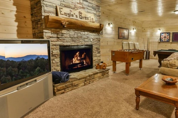 Eagles Breeze Nevaeh Cabin Rentals