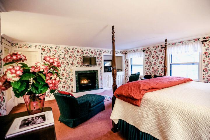 Room 206 of 275