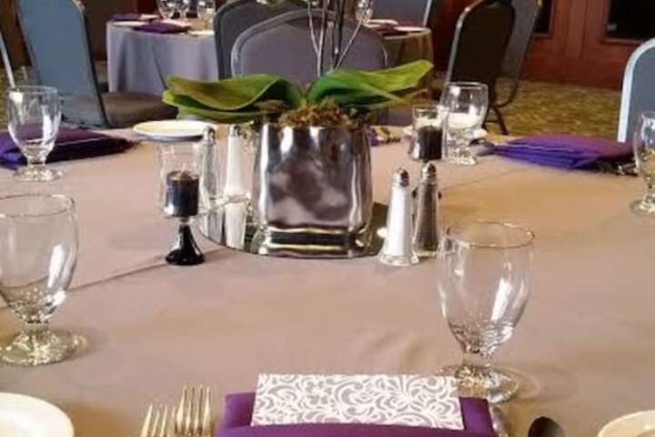 Ballroom/Hall 107 of 116
