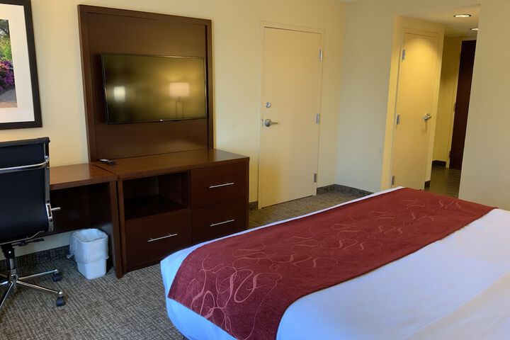 Room 38 of 95
