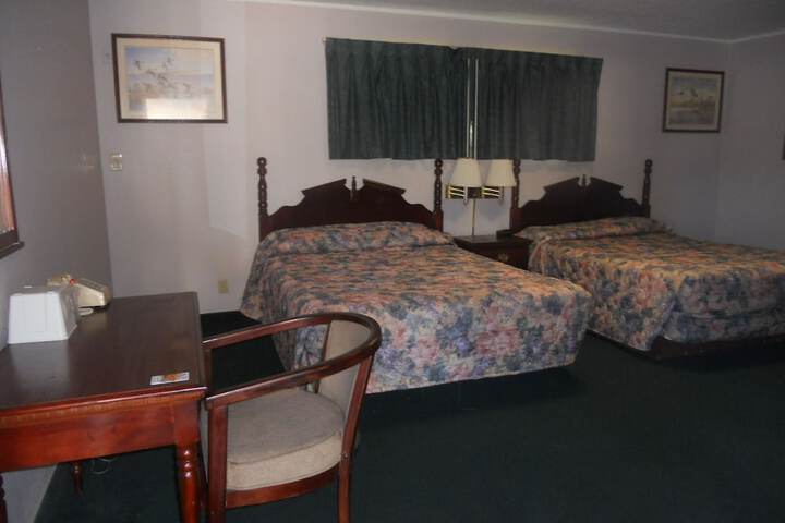 Room 37 of 46
