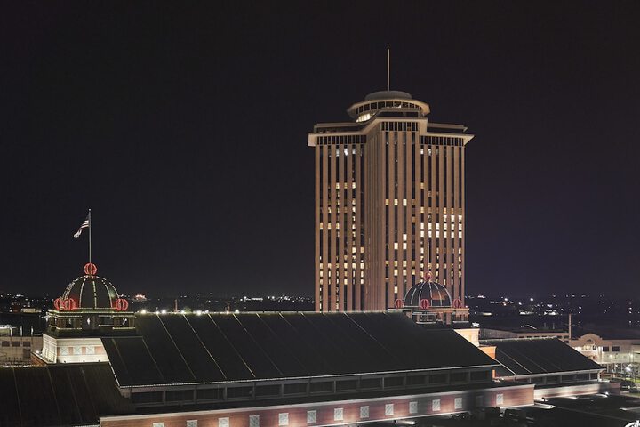 Four Seasons Hotel New Orleans