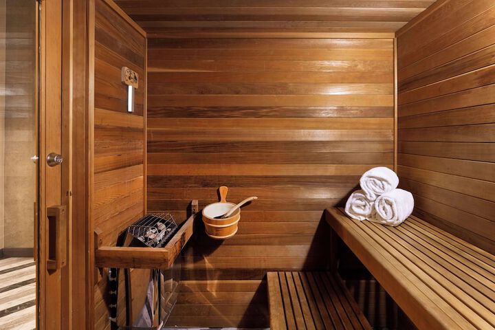 The Loom Hotel Tapestry Collection by Hilton