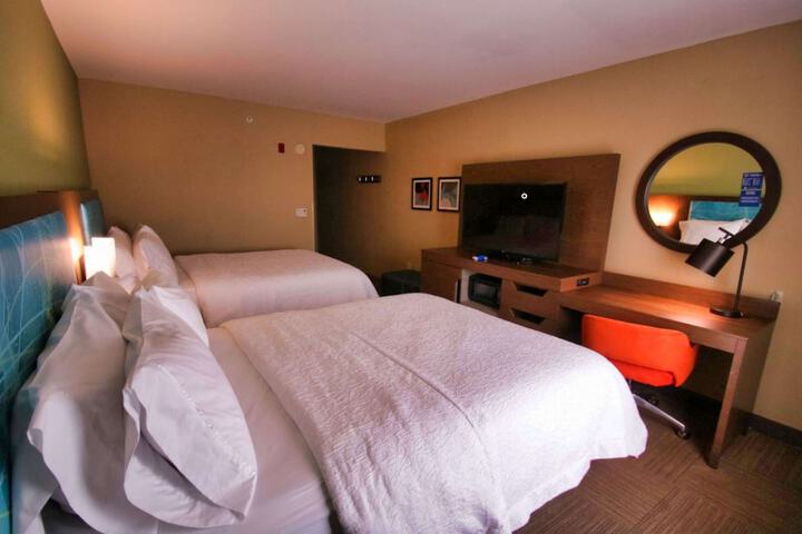 Room 25 of 51