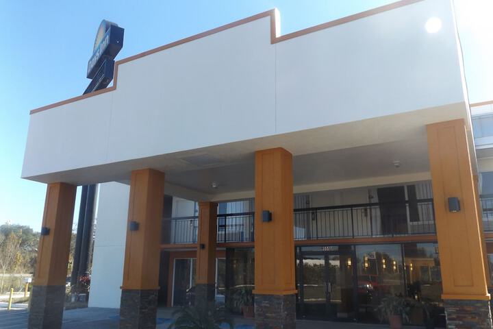 Hotel 3 of 53