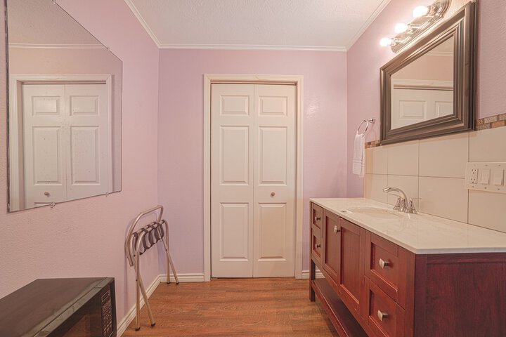 Room 54 of 64