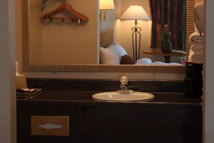 Room 20 of 36
