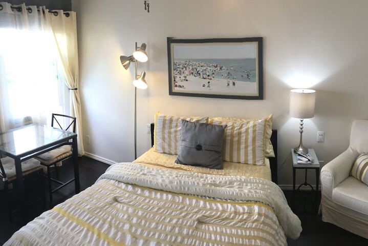 Room 71 of 104
