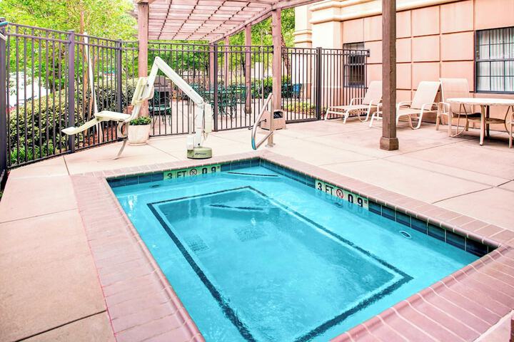 Pool 3 of 17