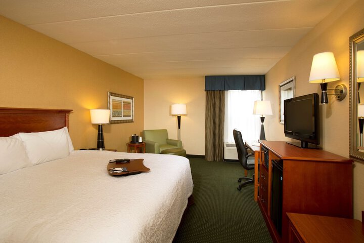 Room 11 of 26