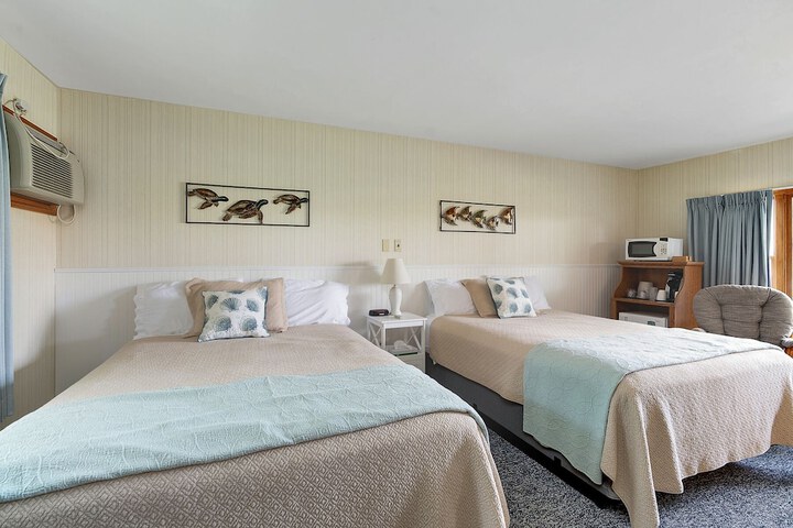 Room 127 of 168