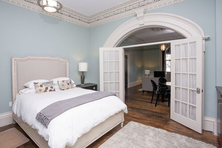 Room 21 of 28