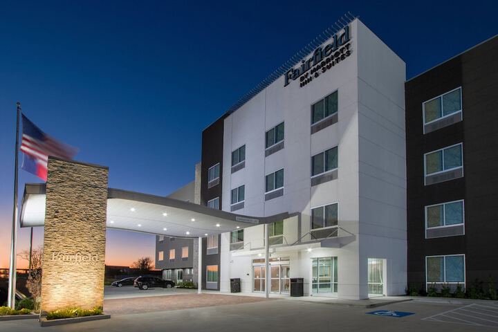 Hotel 3 of 34