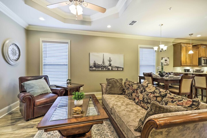 Diamondhead Condo - Marina Pool Access & Golfing!