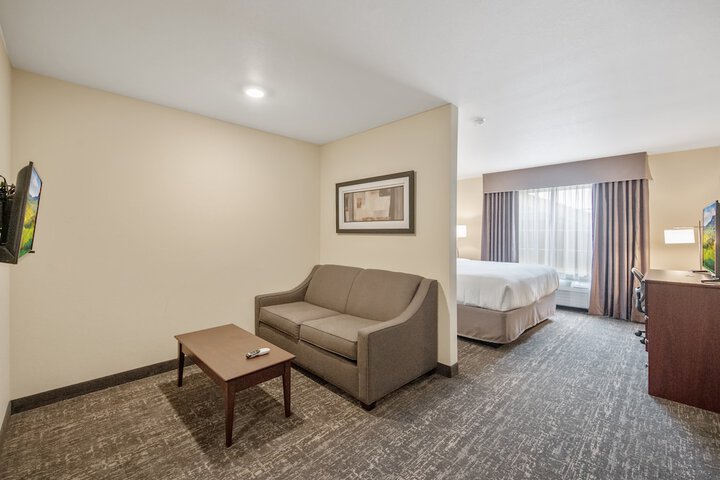 Room 40 of 69