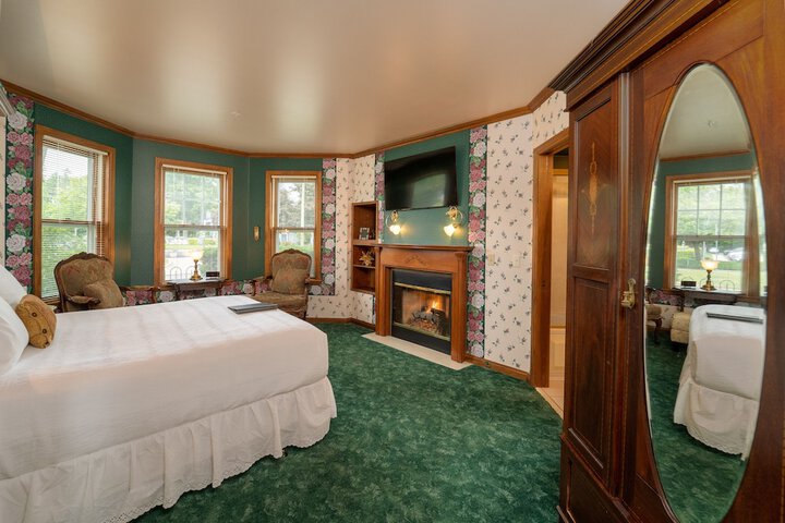Room 89 of 129