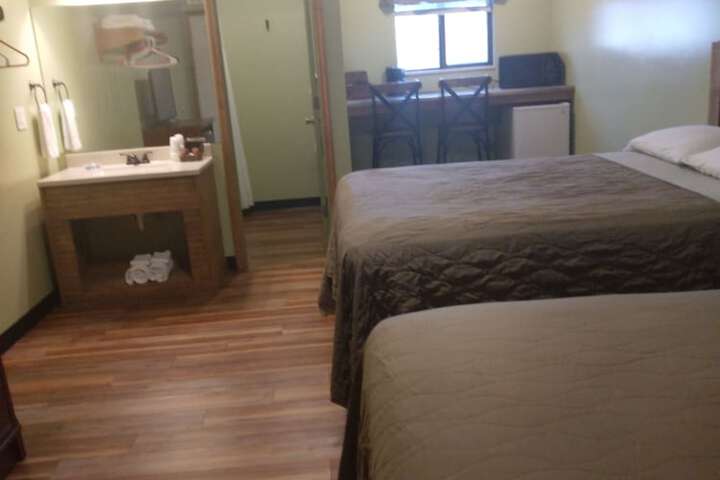 Room 22 of 48