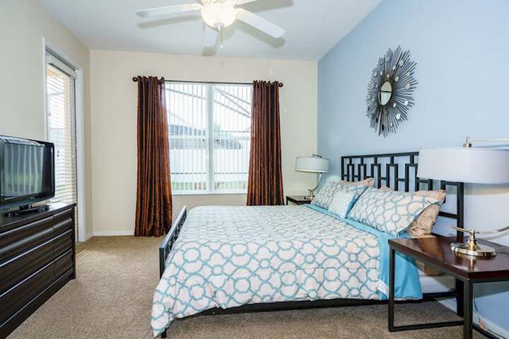 Room 32 of 63