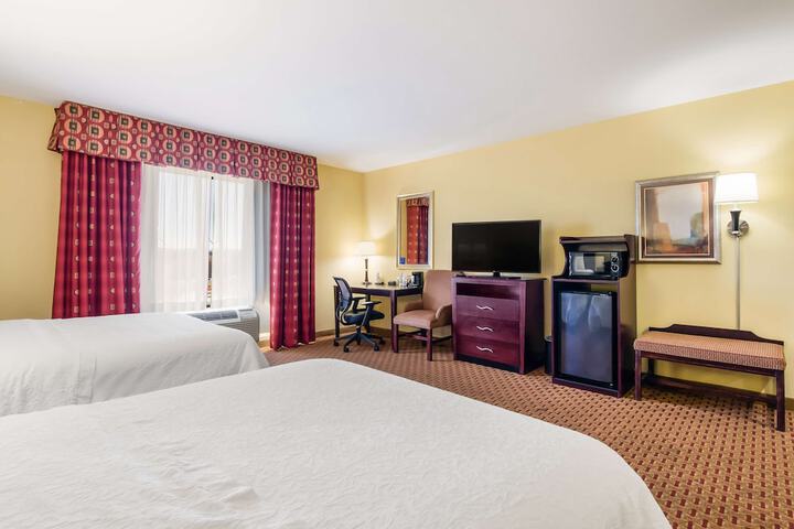 Room 8 of 35