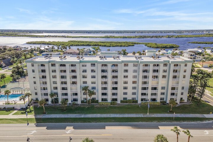 Ocean Terrace Club 706