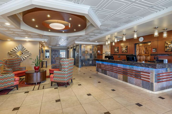 Hotel Interior 7 of 28