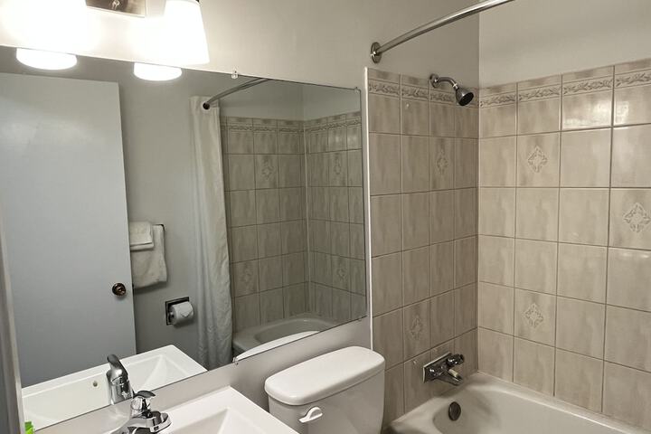 Room 15 of 38