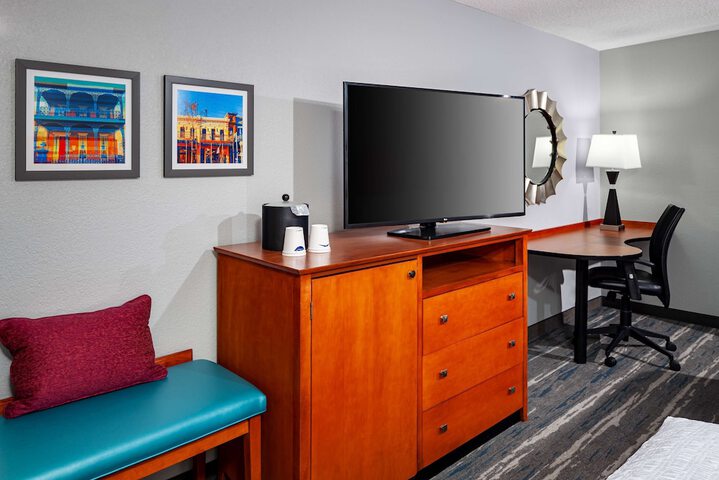 Room 21 of 44