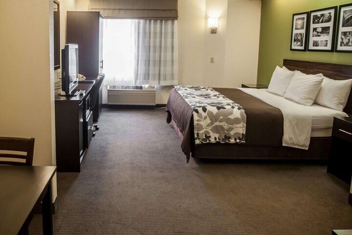 Room 35 of 57