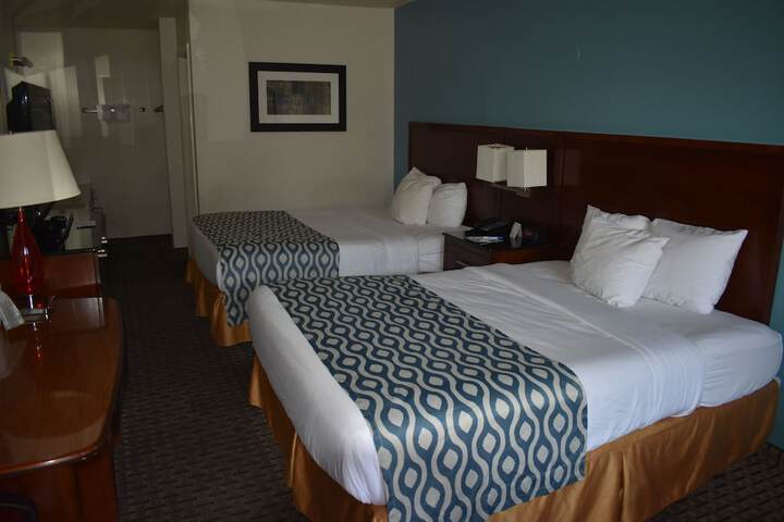 Room 21 of 36