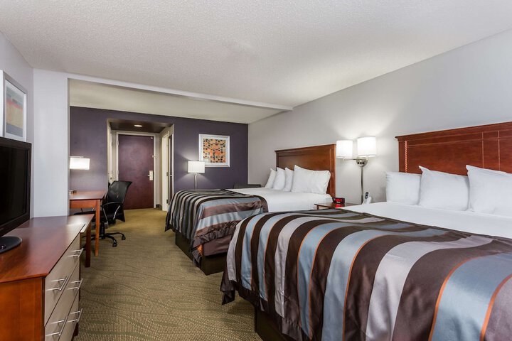 Room 14 of 36