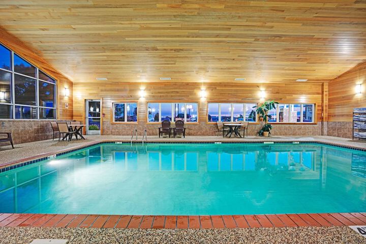 Pool 2 of 16