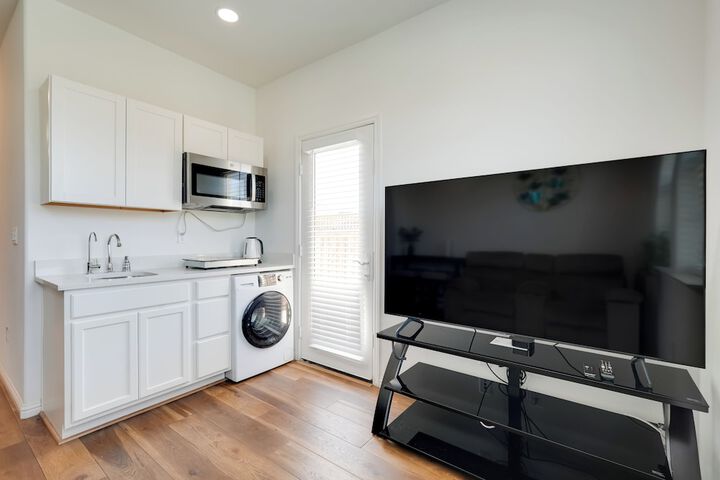 River Island Apt: Private Yard & Patio!