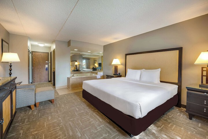 Room 21 of 82